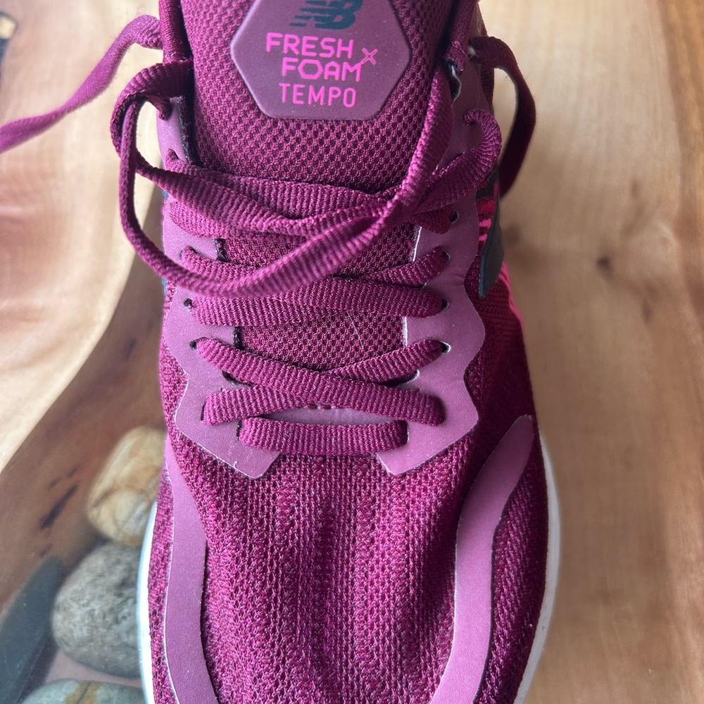 New Balance fresh foam sneaker. Size 6.5